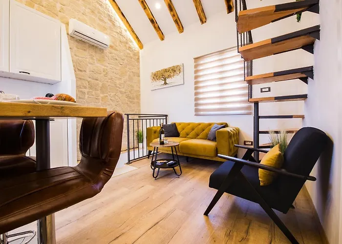 Reval Luxury Stone House Apartments****