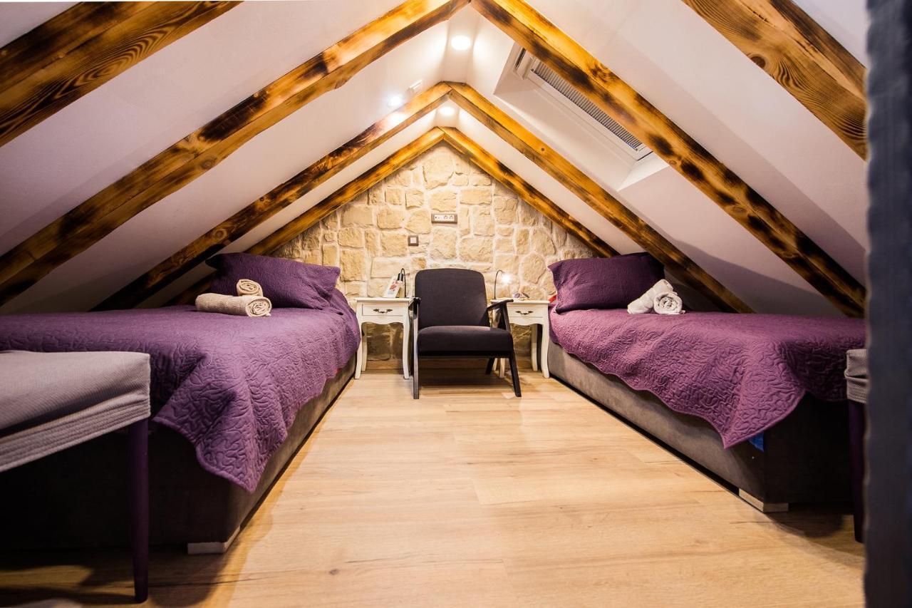 Apartament Reval Luxury Stone House Apartments****